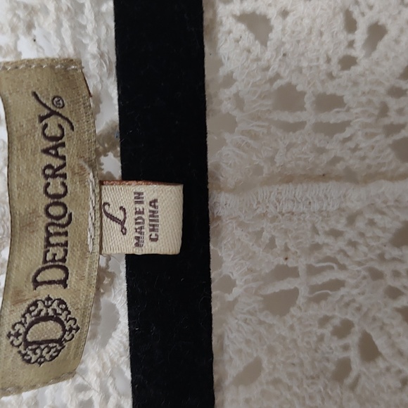 Sheer Ivory Crochet Tunic - Picture 3 of 5